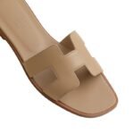 Hermes Oran Sandal Beige/Lin - Image 2