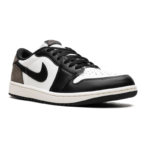 Air Jordan 1 Retro Low OG 'Mocha' - Image 3