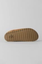Alo Sherpa Recovery Slipper in the saddle colorway.  - Image 4